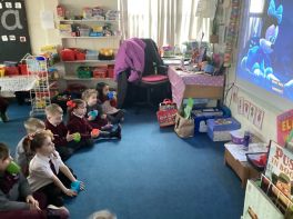 Christmas fun in Junior Infants